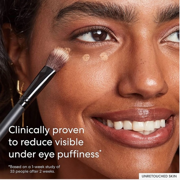 bareMinerals
COMPLEXION RESCUE® Brightening Under Eye Concealer SPF 25 - Picture 5 of 8